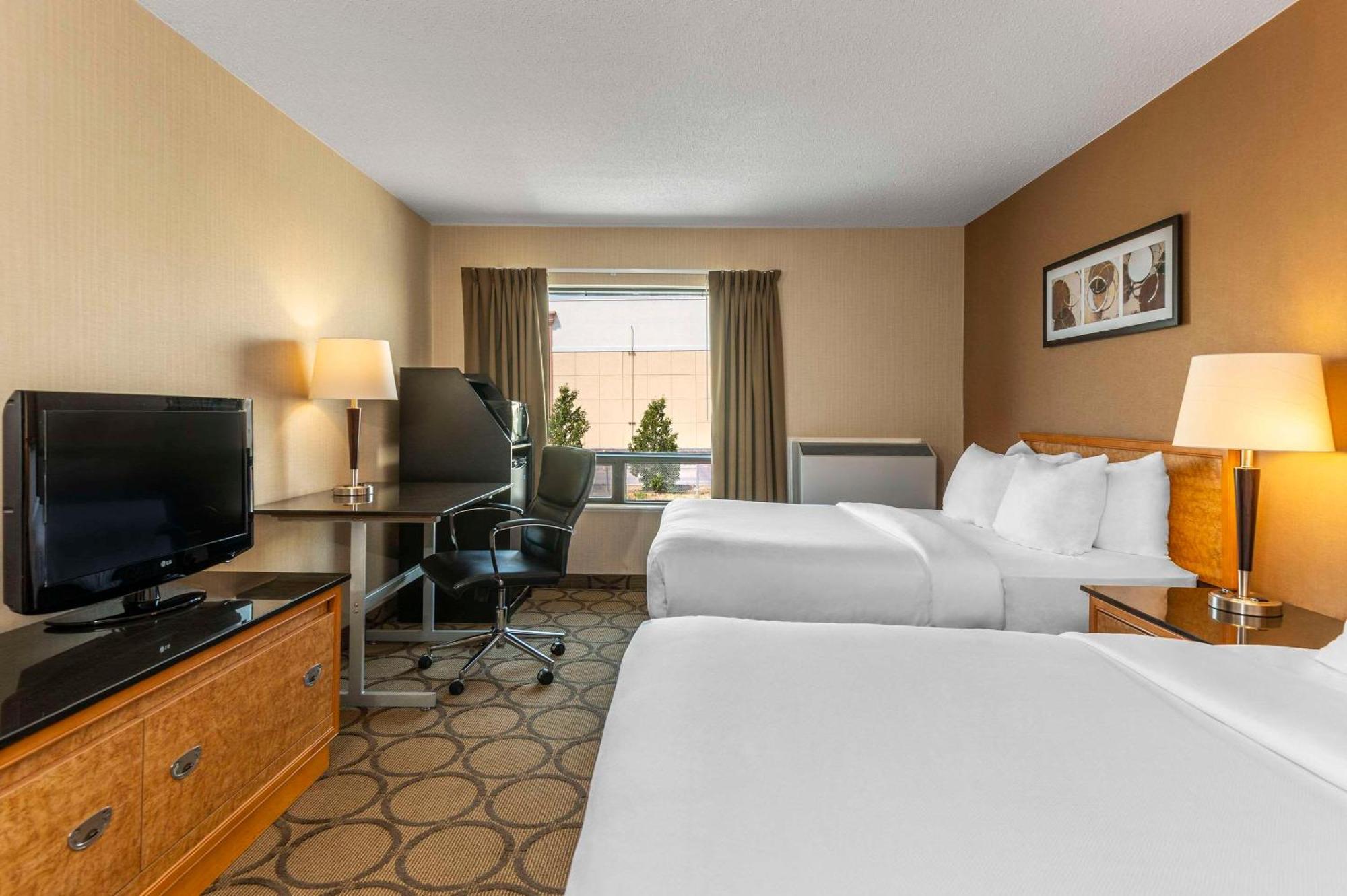 Comfort Inn Дрюммондвилл Экстерьер фото