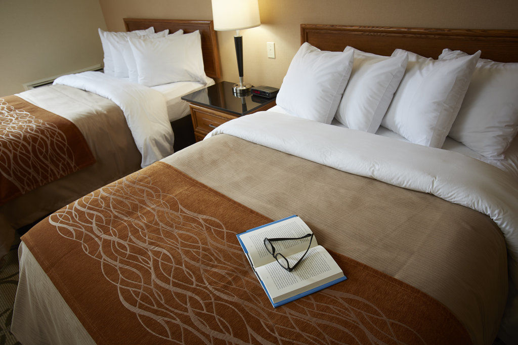 Comfort Inn Дрюммондвилл Экстерьер фото