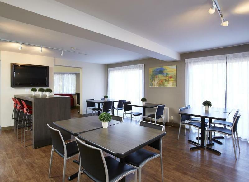 Comfort Inn Дрюммондвилл Экстерьер фото